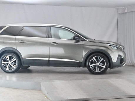 Peugeot 5008 BLUEHDI S/S GT LINE 4