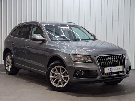 Audi Q5 TDI QUATTRO SE 1