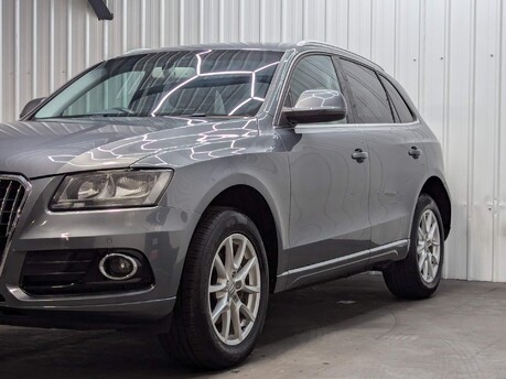 Audi Q5 TDI QUATTRO SE 18