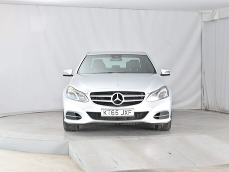 Mercedes-Benz E Class E220 BLUETEC SE 2