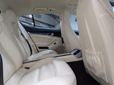 Porsche Panamera D V6 TIPTRONIC 60