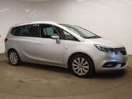 Vauxhall Zafira SE 3