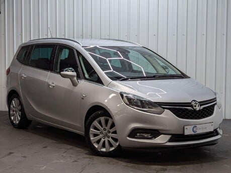 Vauxhall Zafira SE