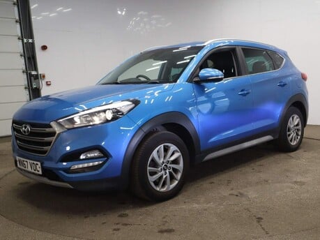 Hyundai TUCSON CRDI PREMIUM BLUE DRIVE 1