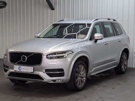 Volvo XC90 D5 MOMENTUM AWD 23