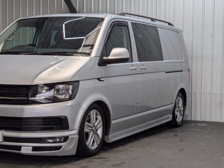 Volkswagen Transporter T32 TDI KOMBI HIGHLINE BMT 18