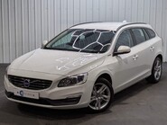 Volvo V60 D5 TWIN ENGINE SE NAV 9