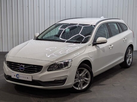 Volvo V60 D5 TWIN ENGINE SE NAV 9