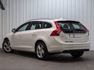 Volvo V60 D5 TWIN ENGINE SE NAV 11