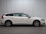 Volvo V60 D5 TWIN ENGINE SE NAV 14