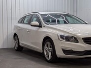 Volvo V60 D5 TWIN ENGINE SE NAV 18