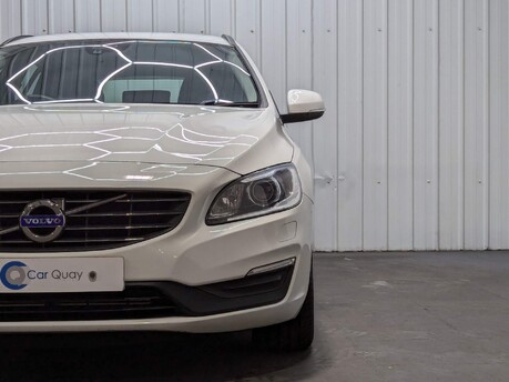 Volvo V60 D5 TWIN ENGINE SE NAV 31