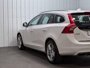 Volvo V60 D5 TWIN ENGINE SE NAV 35