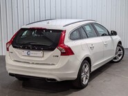 Volvo V60 D5 TWIN ENGINE SE NAV 10