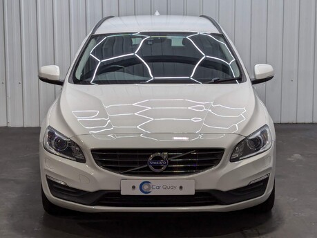 Volvo V60 D5 TWIN ENGINE SE NAV 22