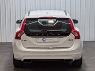 Volvo V60 D5 TWIN ENGINE SE NAV 38