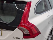 Volvo V60 D5 TWIN ENGINE SE NAV 43