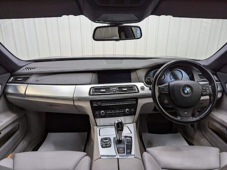 BMW 7 Series 730D M SPORT 3