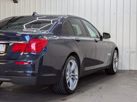 BMW 7 Series 730D M SPORT 38