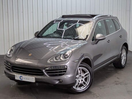 Porsche Cayenne D V6 TIPTRONIC 9