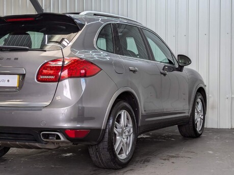 Porsche Cayenne D V6 TIPTRONIC 36