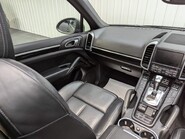 Porsche Cayenne D V6 TIPTRONIC 45