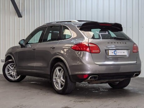 Porsche Cayenne D V6 TIPTRONIC 11