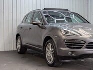 Porsche Cayenne D V6 TIPTRONIC 16