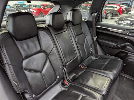 Porsche Cayenne D V6 TIPTRONIC 59