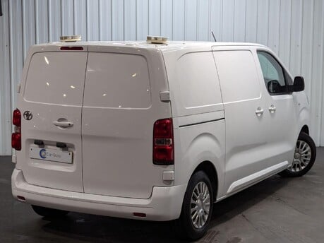 Toyota Proace L1 COMFORT 9