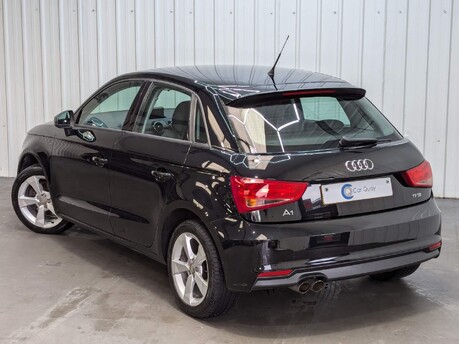 Audi A1 SPORTBACK TFSI SPORT 12