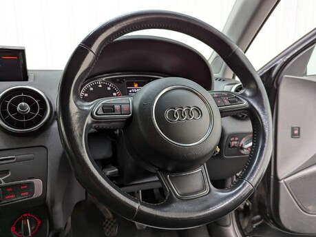 Audi A1 SPORTBACK TFSI SPORT 73