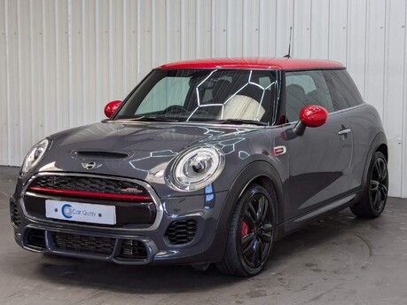 Mini Hatch JOHN COOPER WORKS 25