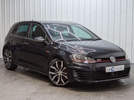 Volkswagen Golf GTI PERFORMANCE