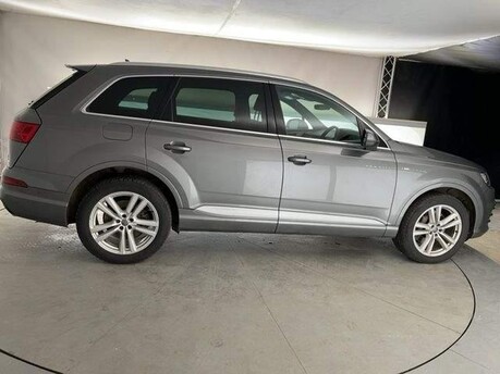 Audi Q7 TDI QUATTRO S LINE 4