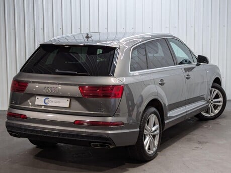 Audi Q7 TDI QUATTRO S LINE 10