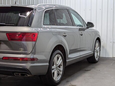 Audi Q7 TDI QUATTRO S LINE 36