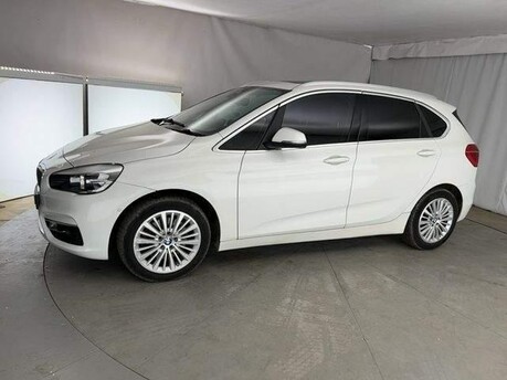 BMW 2 Series 225I XDRIVE LUXURY ACTIVE TOURER 8