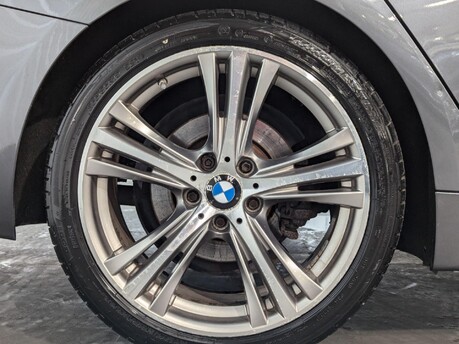 BMW 4 Series 420D SPORT GRAN COUPE 33