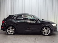 Audi Q3 TDI S LINE 11