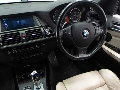 BMW X5 XDRIVE30D M SPORT 9