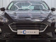 Ford Focus TITANIUM TDCI 23