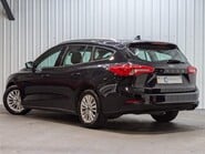 Ford Focus TITANIUM TDCI 11