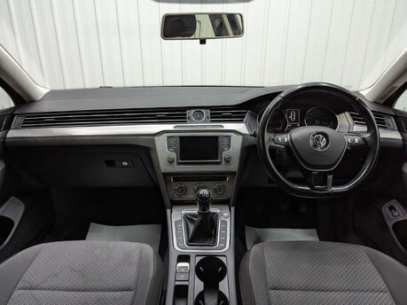 Volkswagen Passat S TDI BLUEMOTION TECHNOLOGY 3