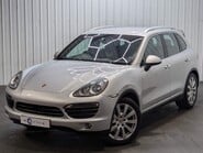 Porsche Cayenne XDRIVE50E M SPORT PHEV 9