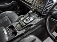 Porsche Cayenne V8 S TIPTRONIC S 82