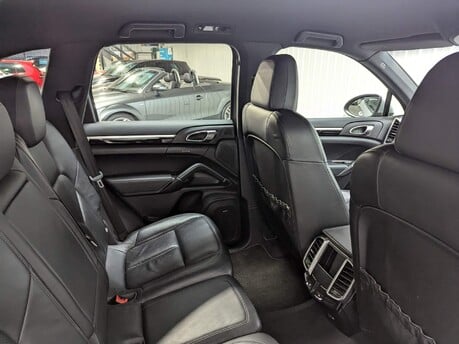 Porsche Cayenne V8 S TIPTRONIC S 60