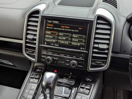 Porsche Cayenne V8 S TIPTRONIC S 85