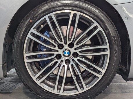 BMW 5 Series 530I M SPORT 33