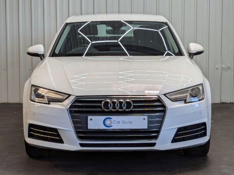 Audi A4 TFSI SPORT 21